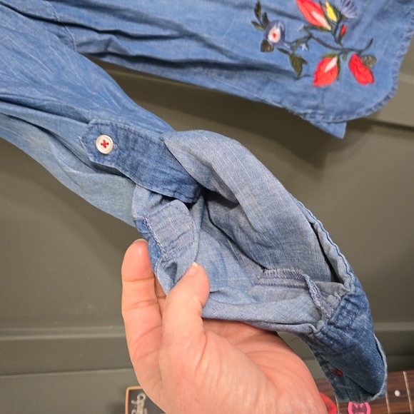 Vintage America V-neck Button-down Embroidered Shirt - Picture 5 of 7